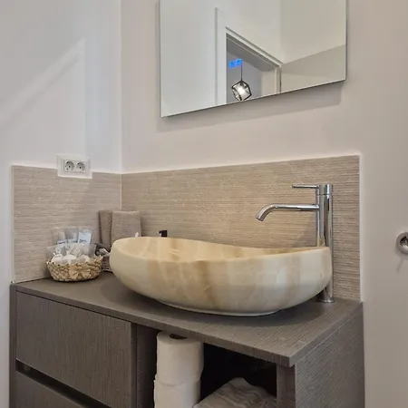 Apartment Great At Piata Romana Bucharest